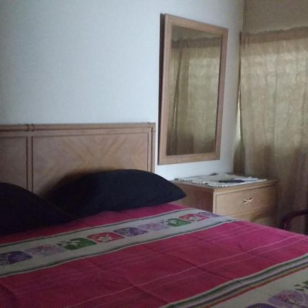 Yard Style Hotel คิงส์ตัน ภายนอก รูปภาพ
