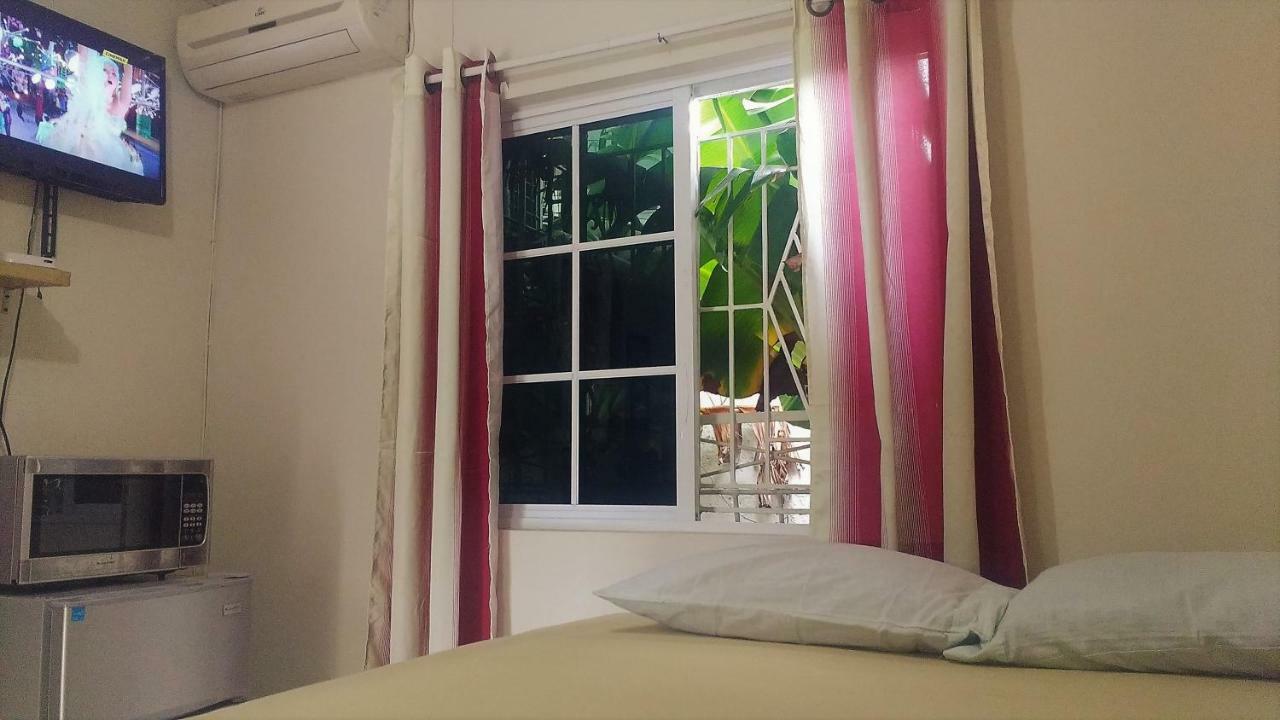 Yard Style Hotel คิงส์ตัน ภายนอก รูปภาพ